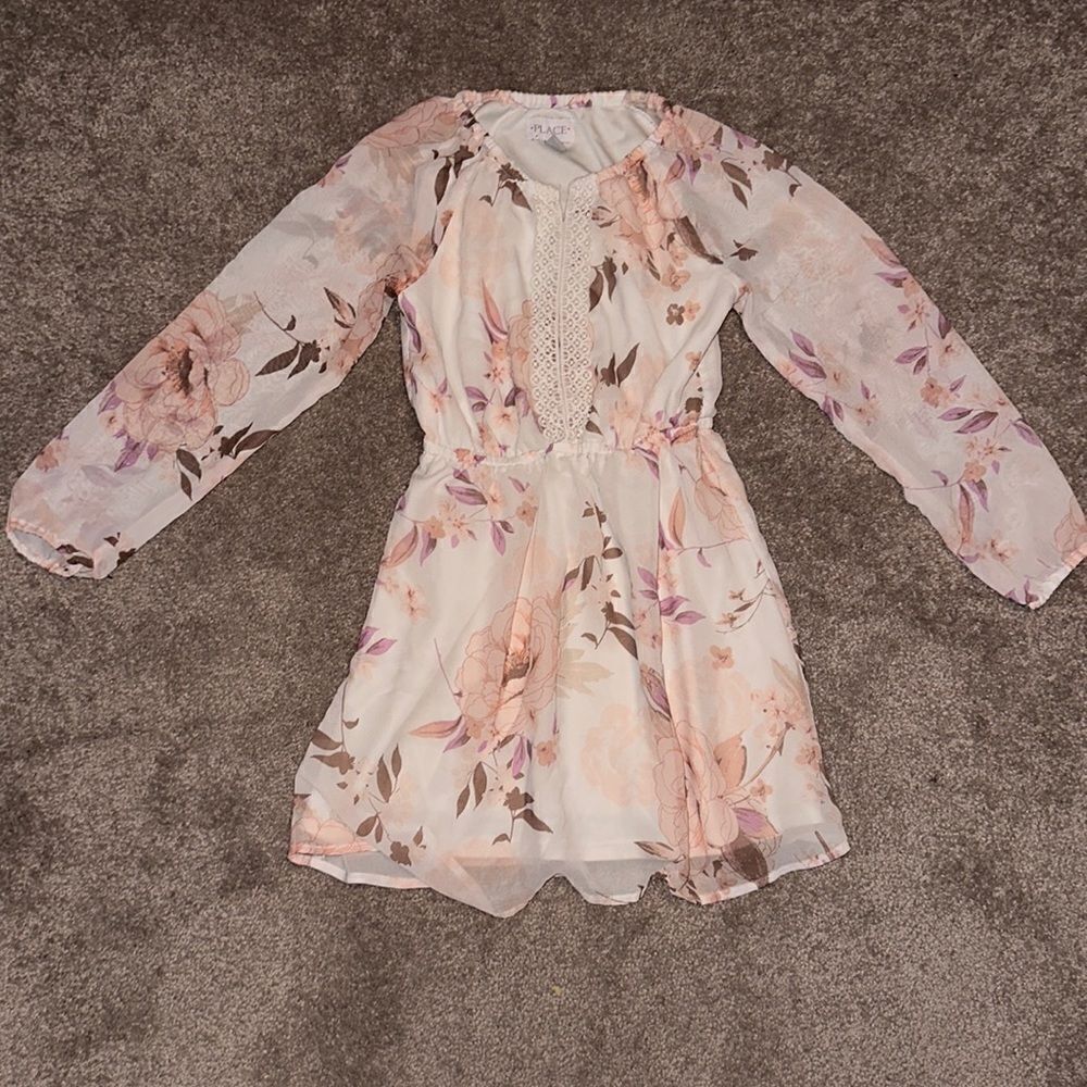 Place Floral Dress! 